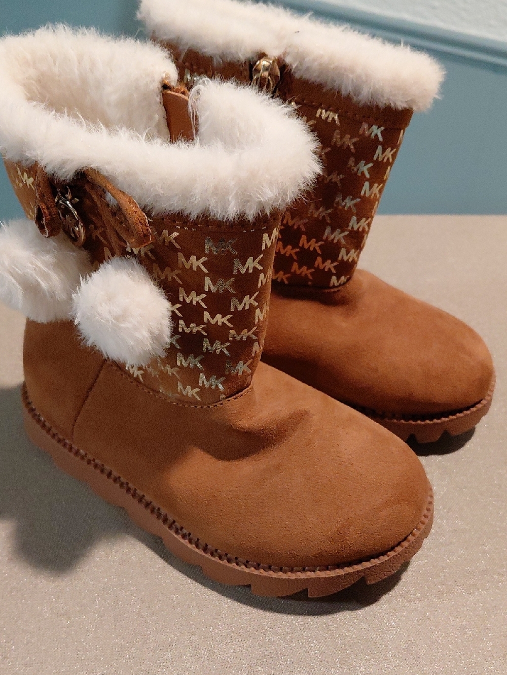 Michael Kors Tan Brown Suede Faux Fur Pom Pom Toddler Boots